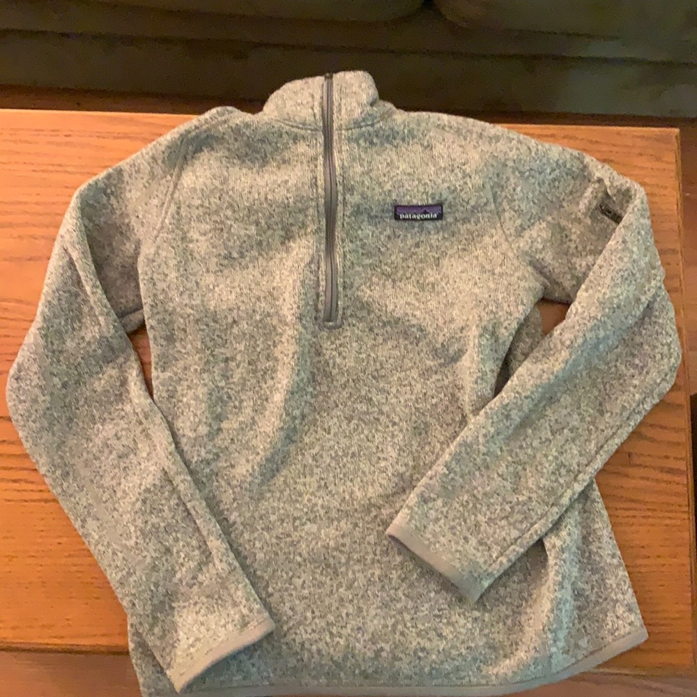 Women’s 3/4 Zip Patagonia pullover